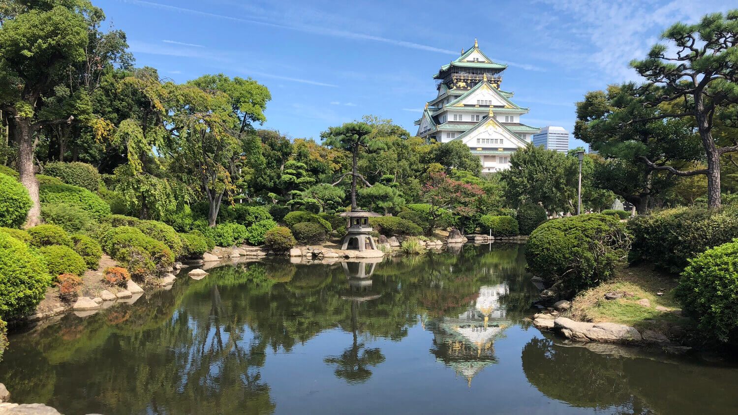 با آداب و فرهنگ غذایی اوساکا و بهترین غذاها و رستوران های این شهر آشنا شوید. 